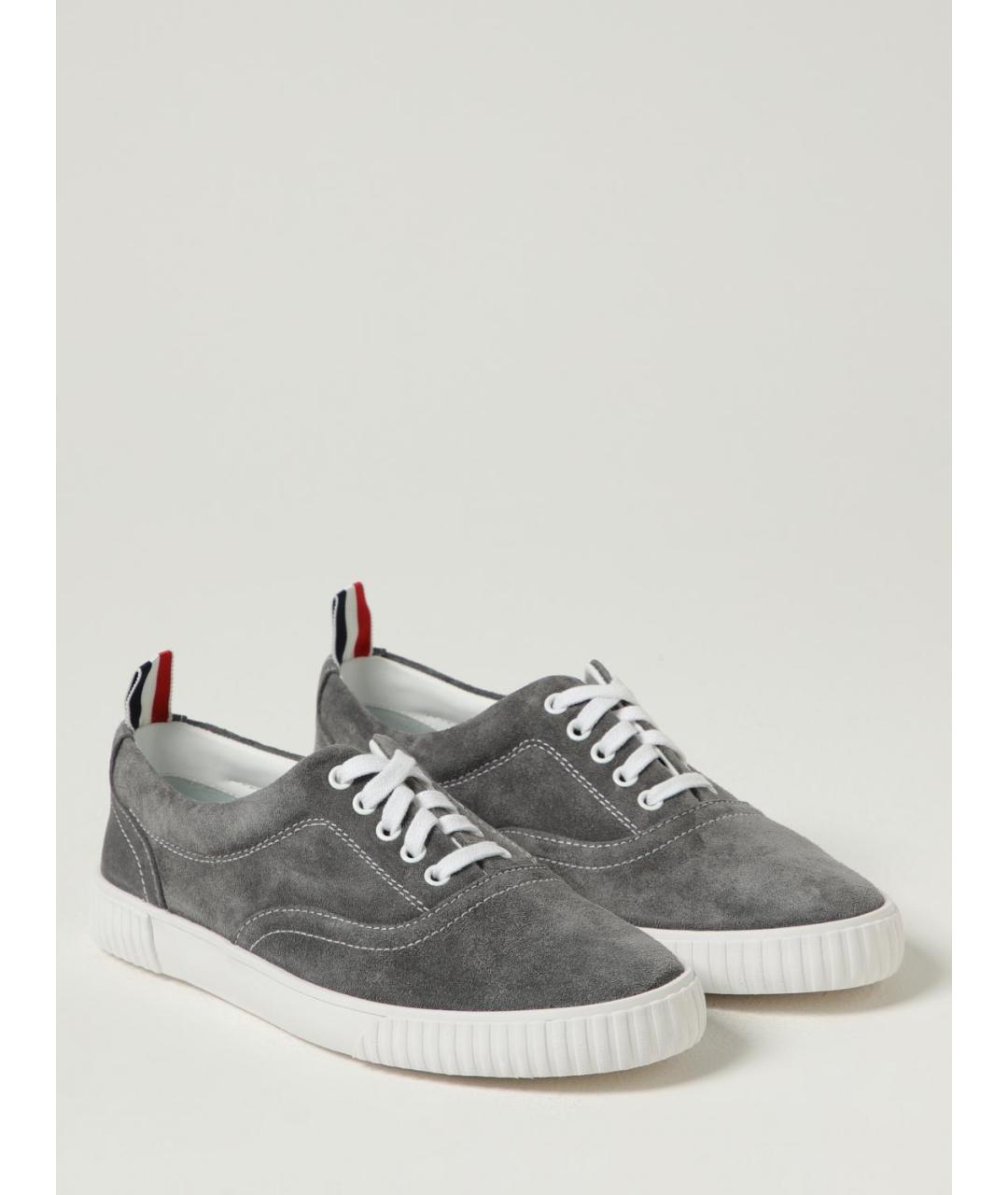THOM BROWNE Серые замшевые низкие кроссовки / кеды, фото 2