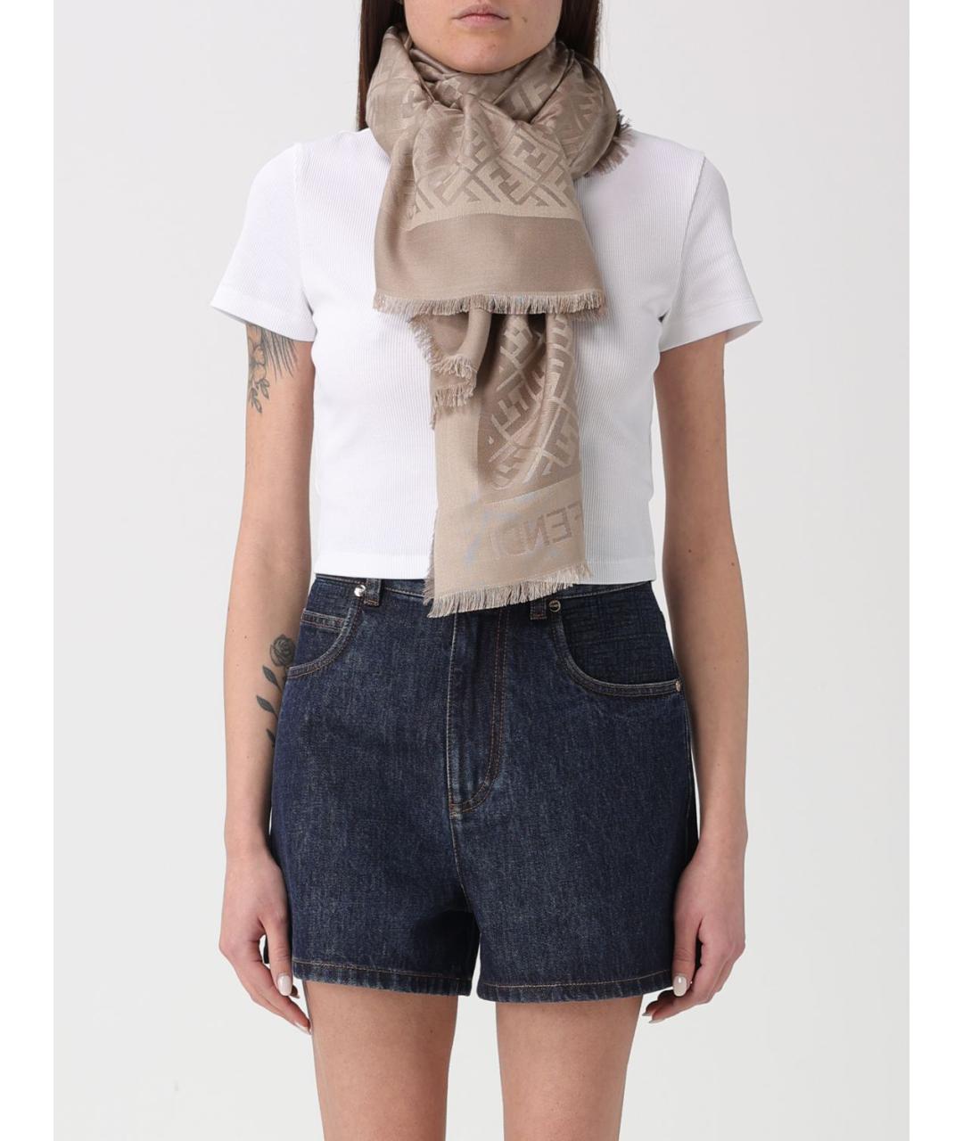 FENDI Бежевый шелковый шарф, фото 2