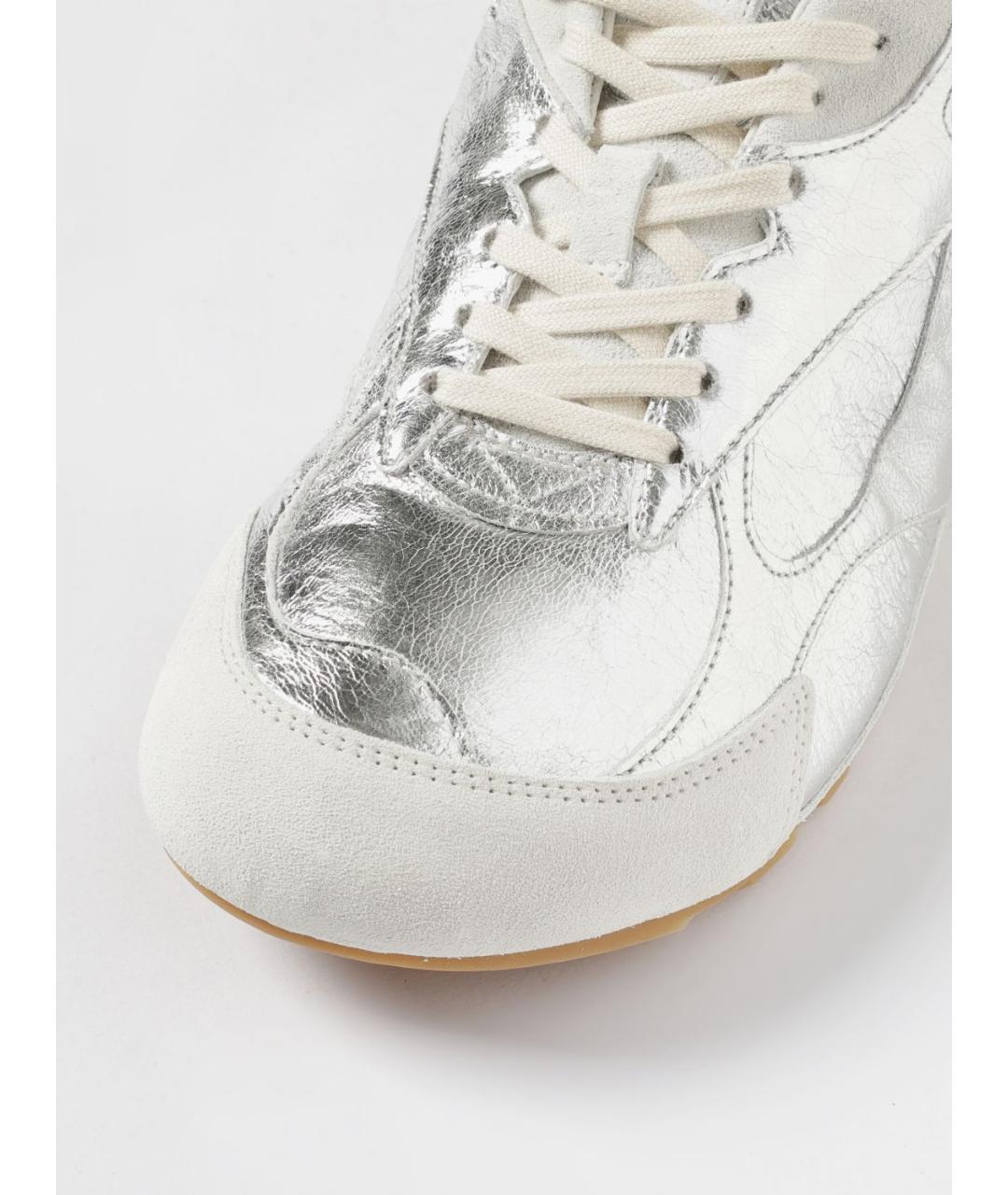 BOTTEGA VENETA Серебряные кожаные кроссовки, фото 4