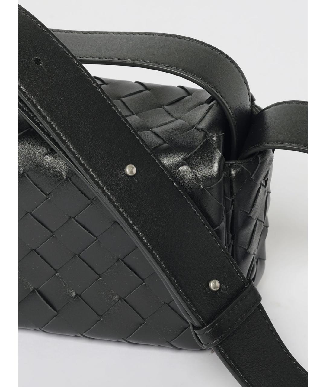 BOTTEGA VENETA Черная кожаная сумка на плечо, фото 4