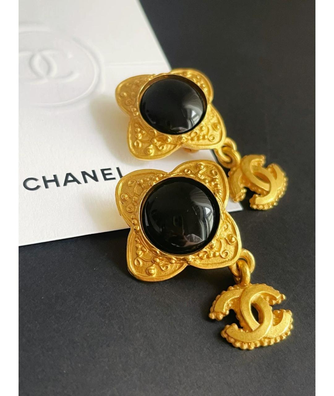 CHANEL Золотые металлические клипсы, фото 2