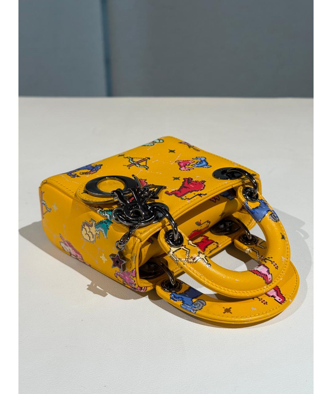 CHRISTIAN DIOR Желтая кожаная сумка с короткими ручками, фото 8