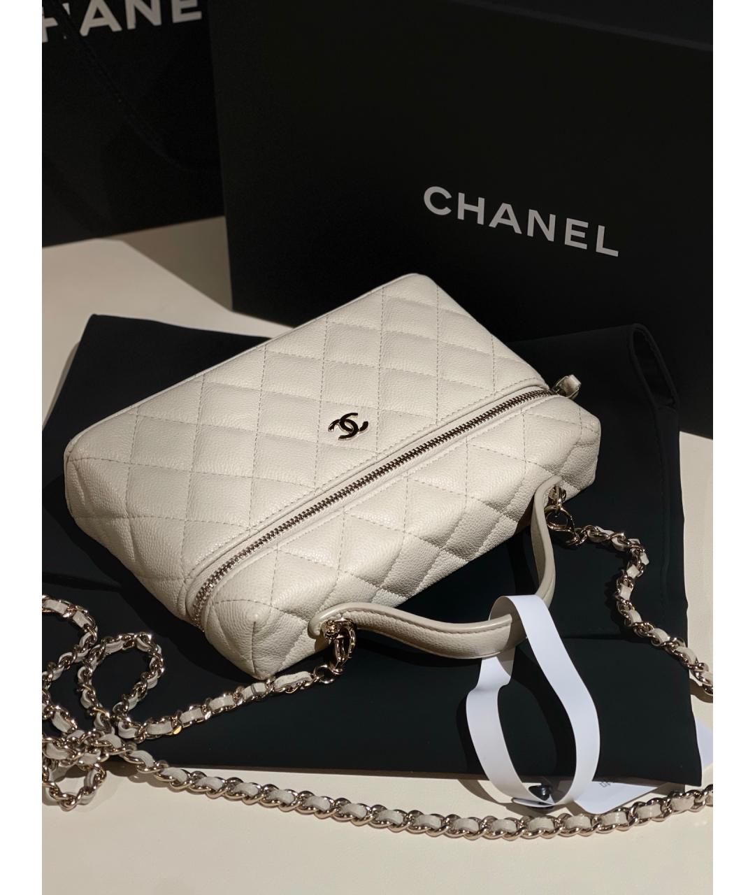 CHANEL Белая кожаная сумка через плечо, фото 4