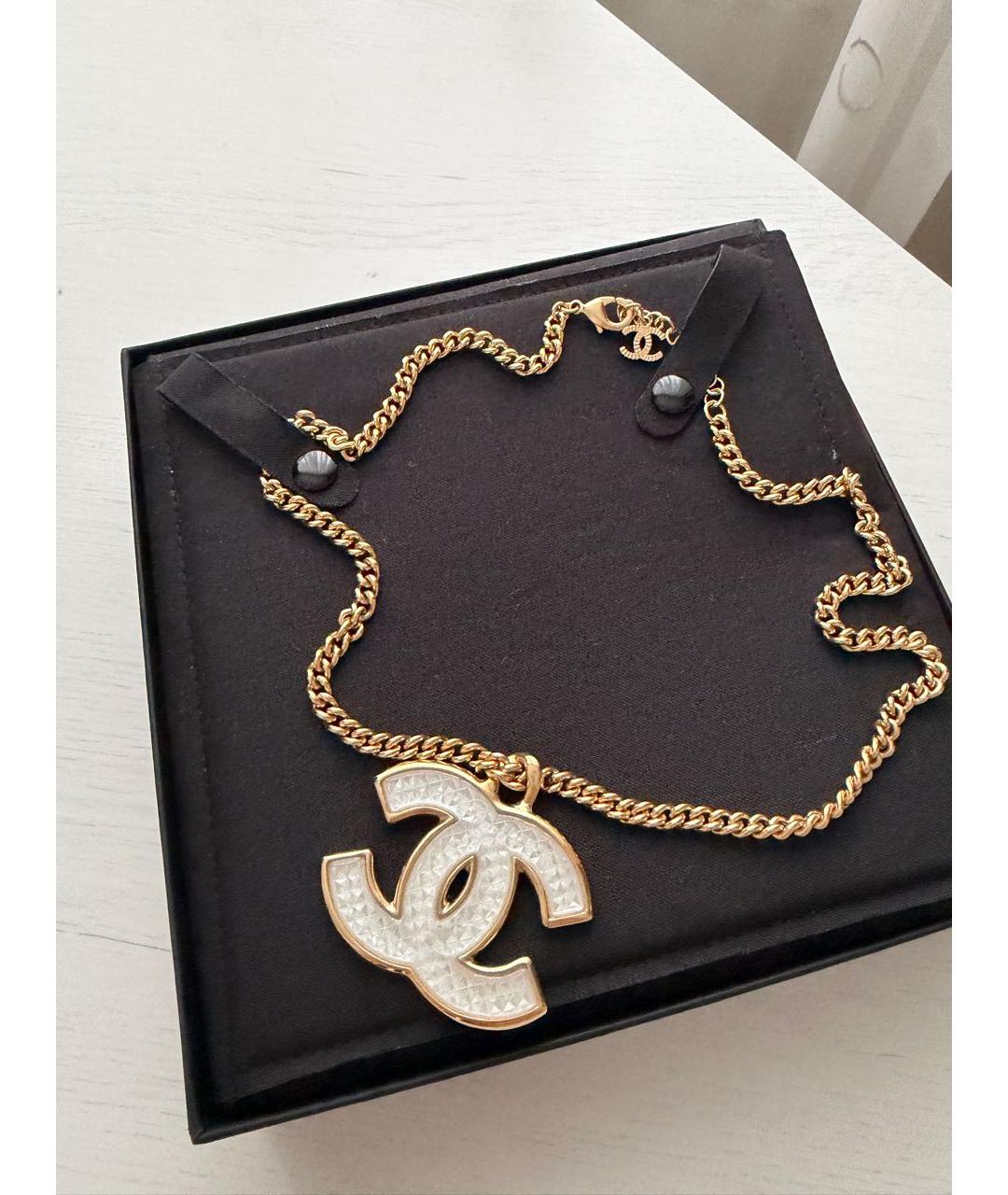 CHANEL Золотое металлическое колье, фото 3