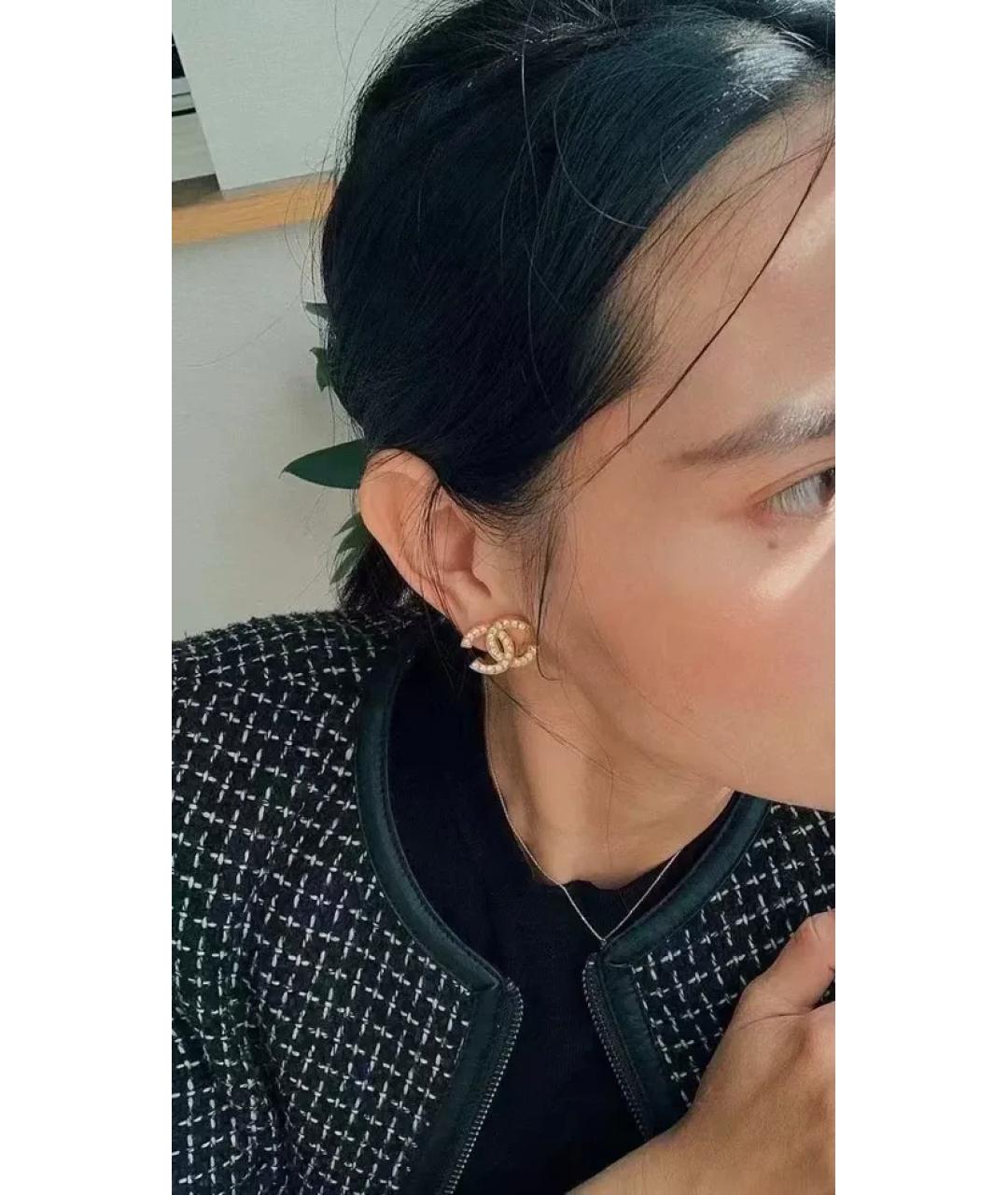 CHANEL Золотые серьги из желтого золота, фото 3