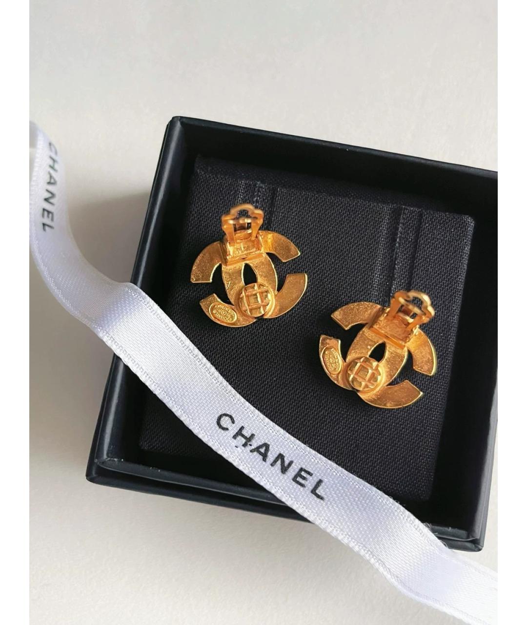 CHANEL Золотые металлические серьги, фото 2