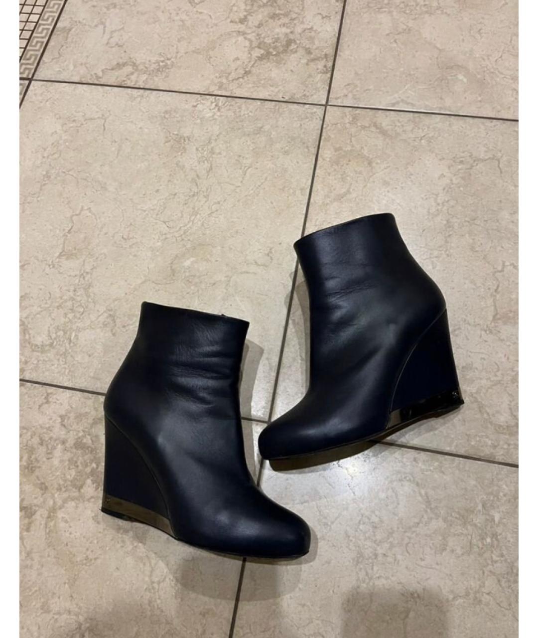 CHANEL Темно-синие кожаные ботильоны, фото 5