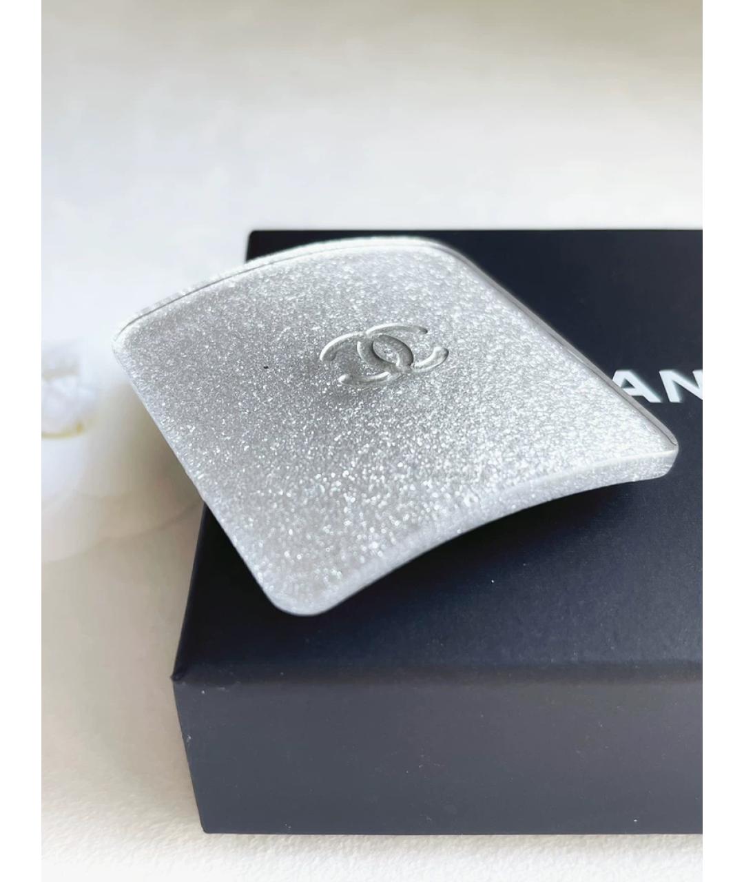 CHANEL Серебряная пластиковая булавка / брошь, фото 2