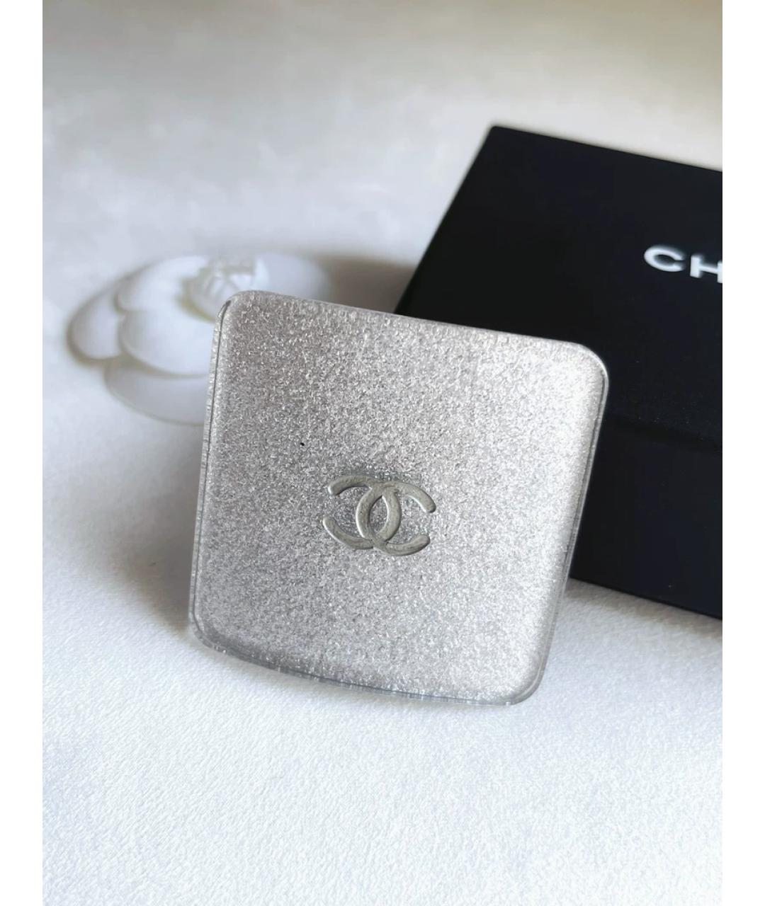 CHANEL Серебряная пластиковая булавка / брошь, фото 4