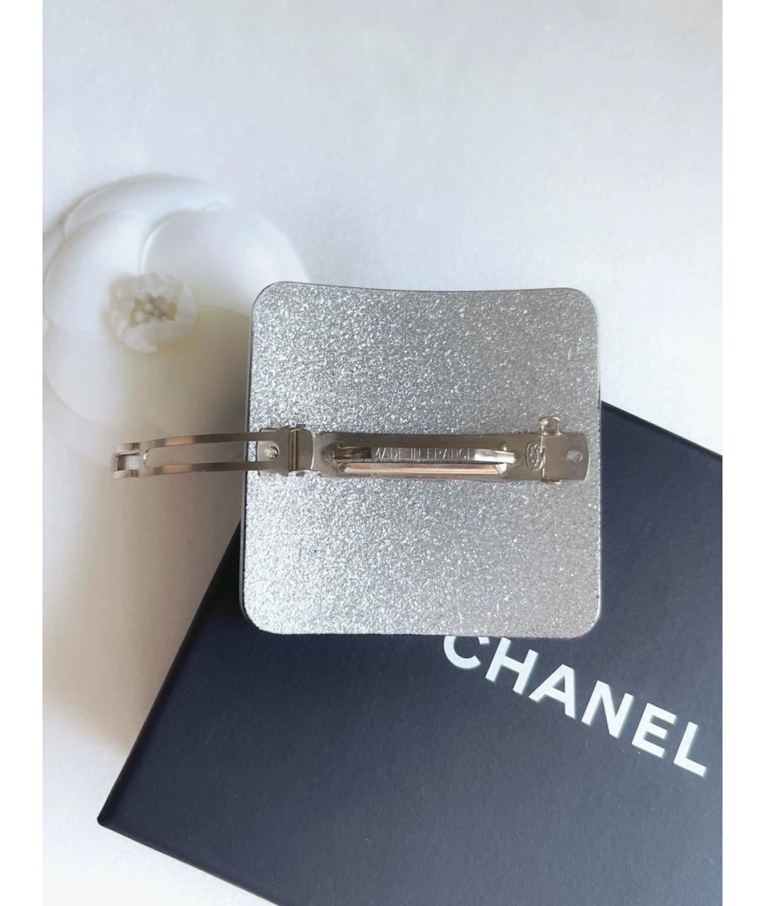 CHANEL Серебряная пластиковая булавка / брошь, фото 3