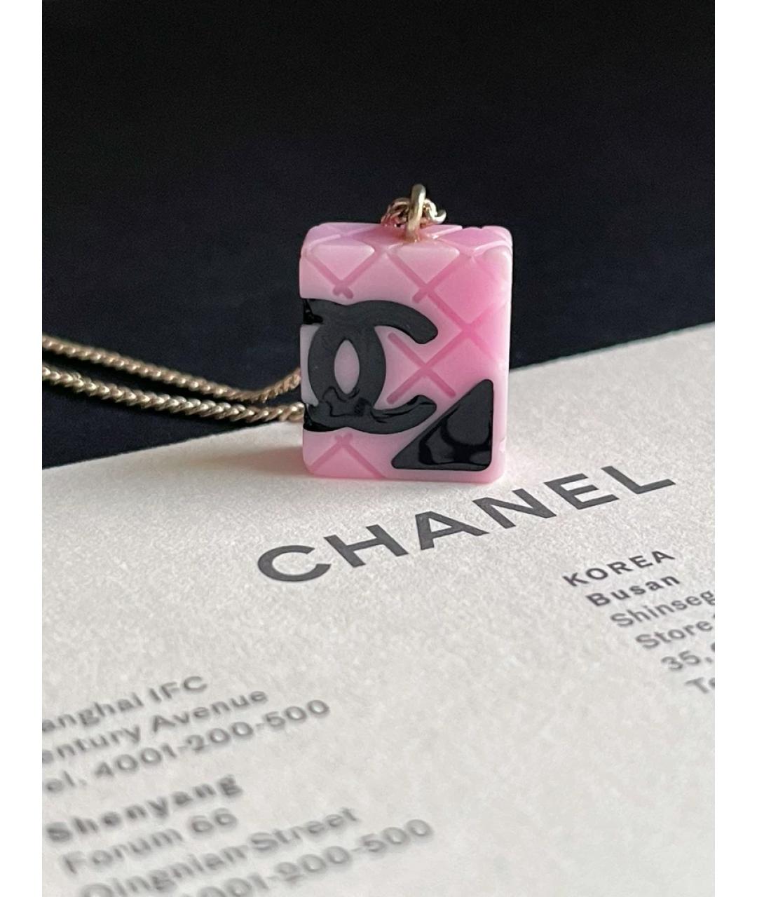 CHANEL Розовая пластиковая подвеска, фото 4