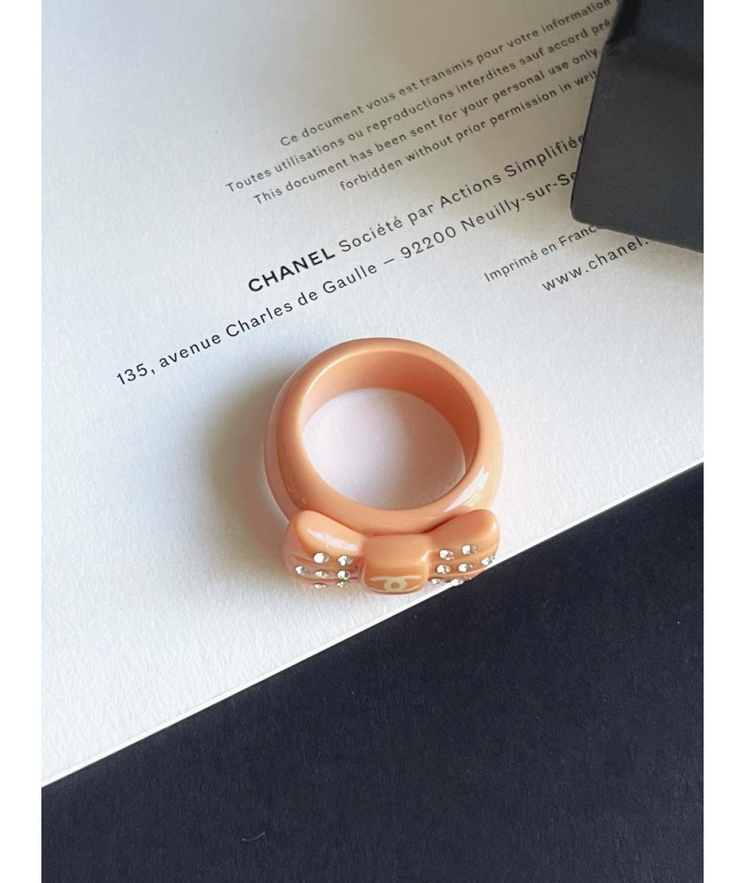 CHANEL Розовое пластиковое кольцо, фото 2