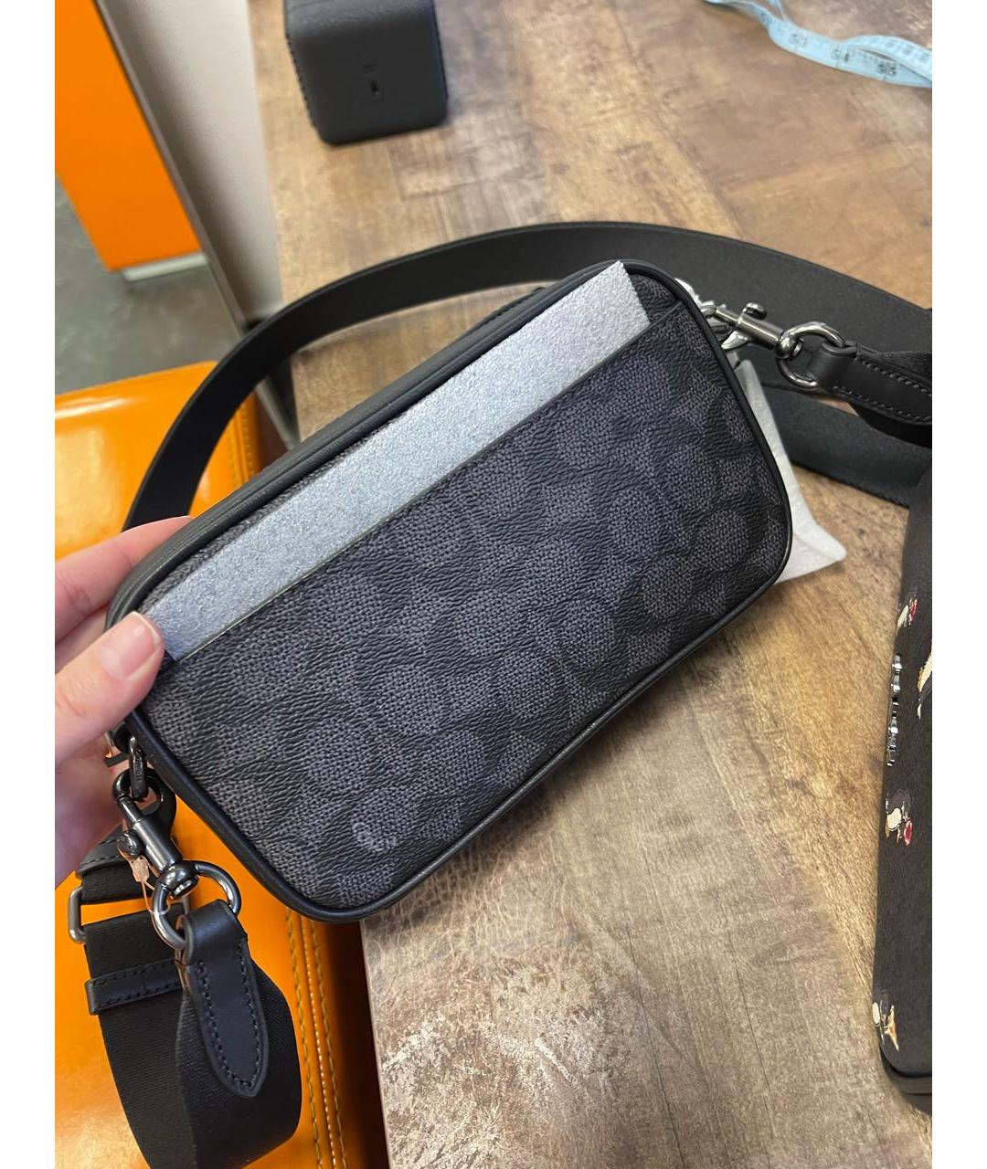 COACH Черная кожаная сумка на плечо, фото 3