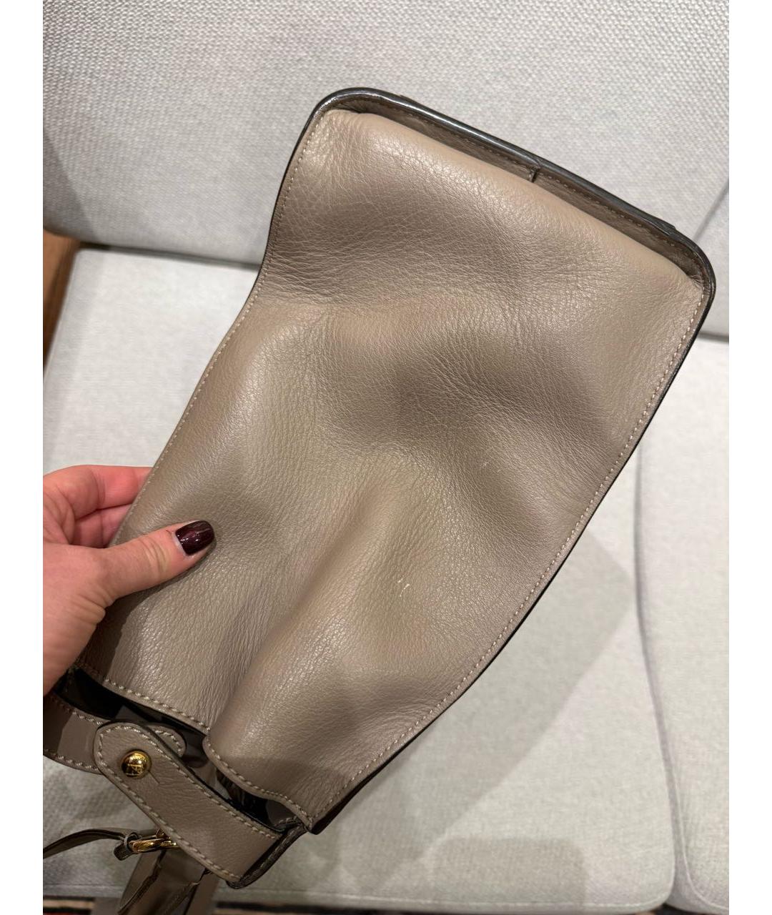 FENDI Бежевая кожаная сумка через плечо, фото 7
