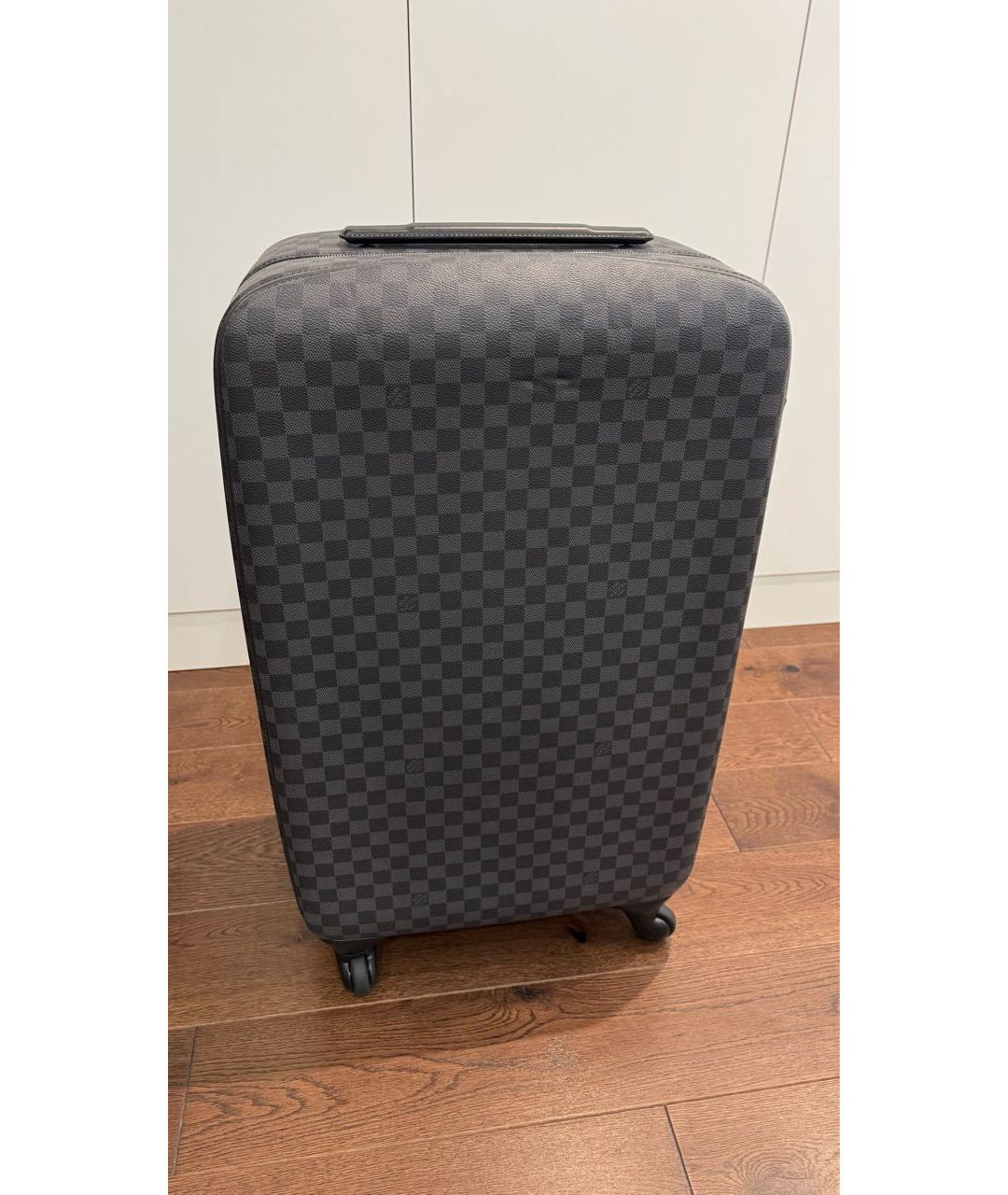 LOUIS VUITTON Черный кожаный чемодан, фото 5