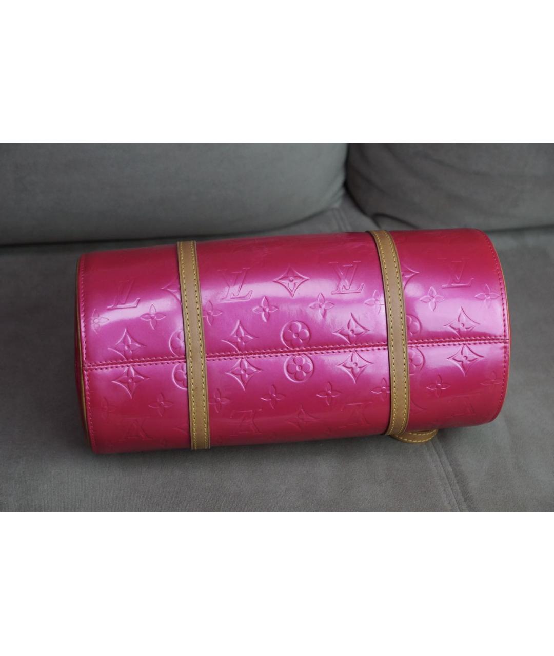 LOUIS VUITTON Розовая сумка с короткими ручками из лакированной кожи, фото 3