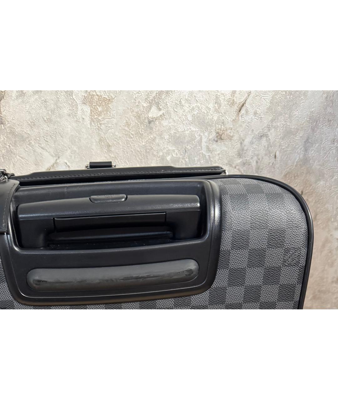 LOUIS VUITTON Черный кожаный чемодан, фото 6