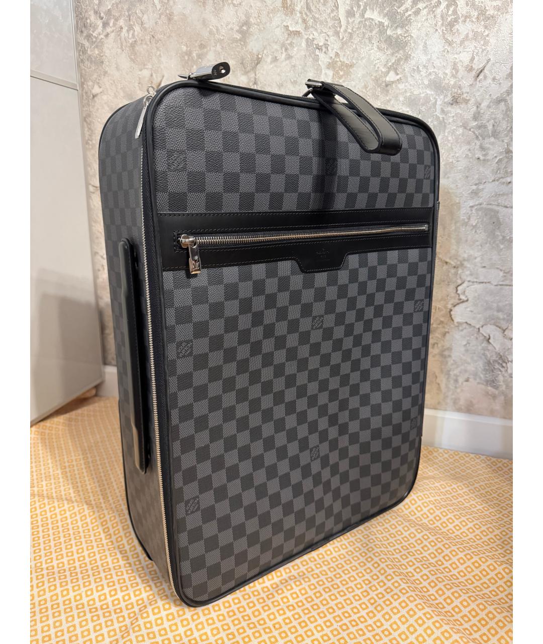 LOUIS VUITTON Черный кожаный чемодан, фото 8