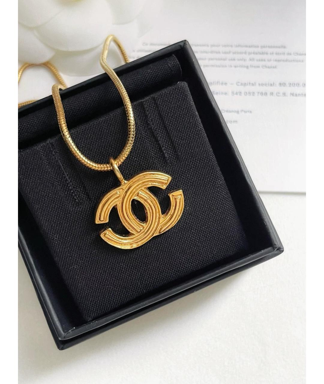 CHANEL Золотая металлическая подвеска, фото 3