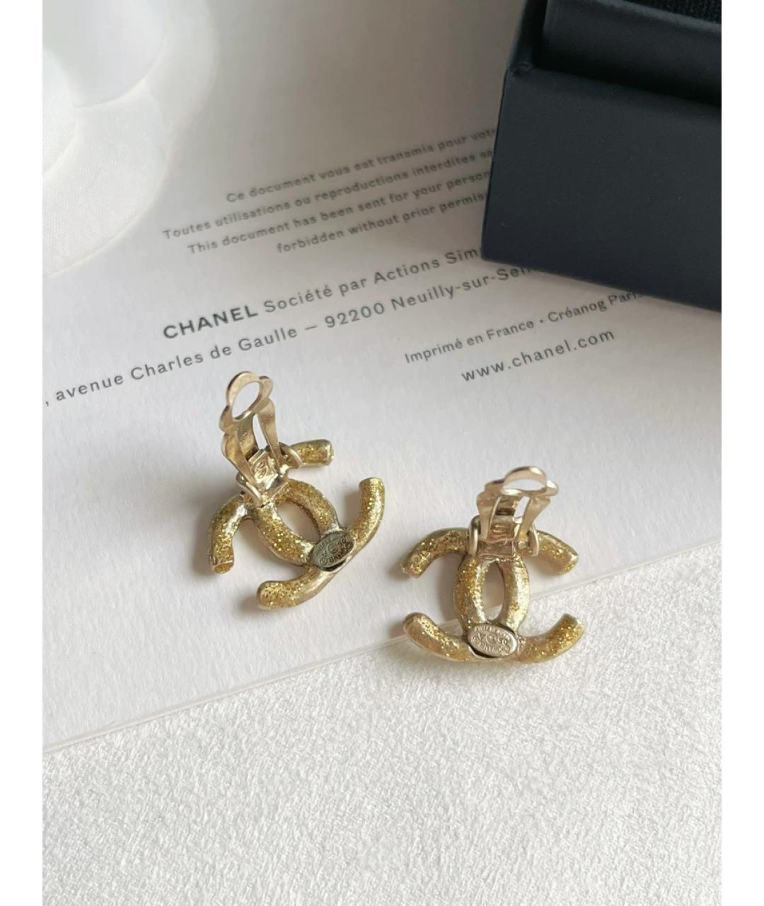 CHANEL Золотые металлические клипсы, фото 2