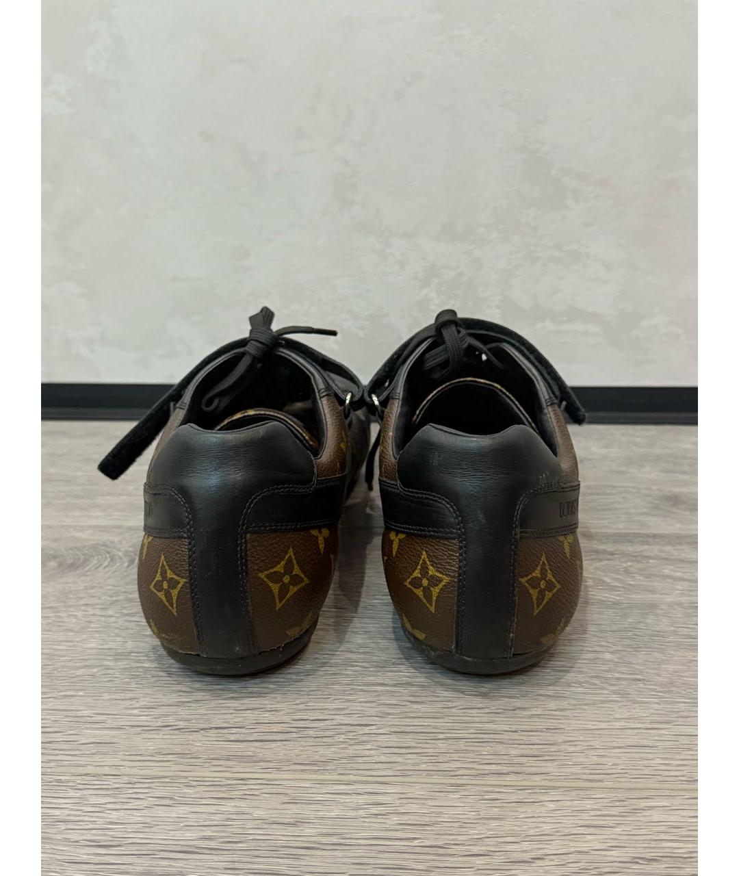 LOUIS VUITTON Коричневые низкие кроссовки / кеды из искусственной кожи, фото 5