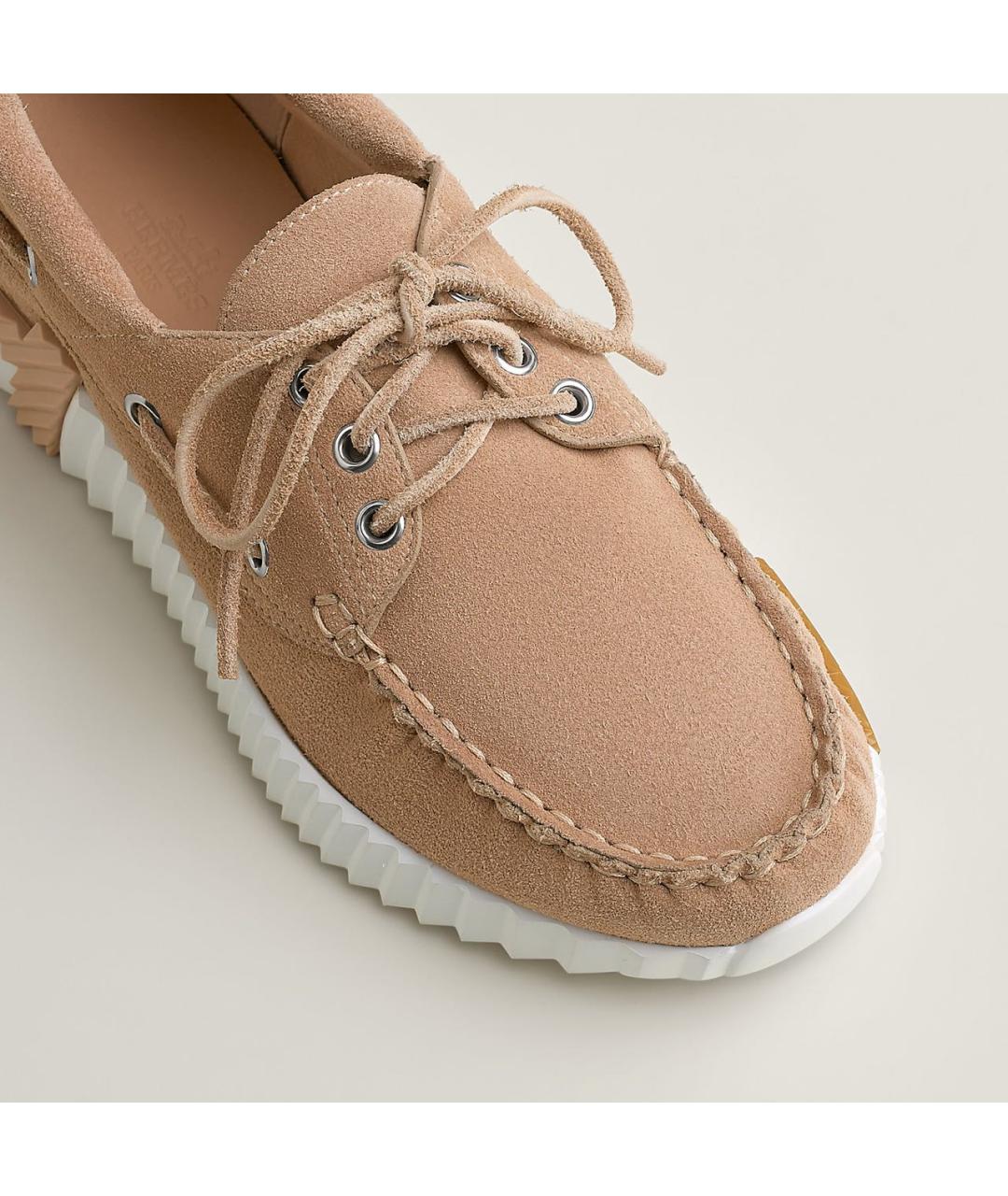 HERMES Бежевые замшевые мокасины, фото 5