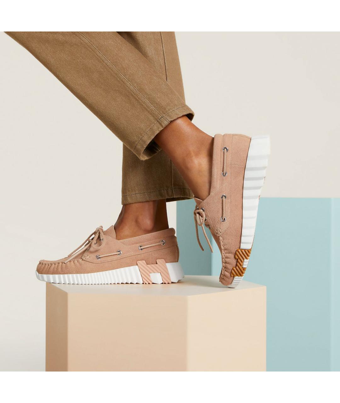 HERMES Бежевые замшевые мокасины, фото 6