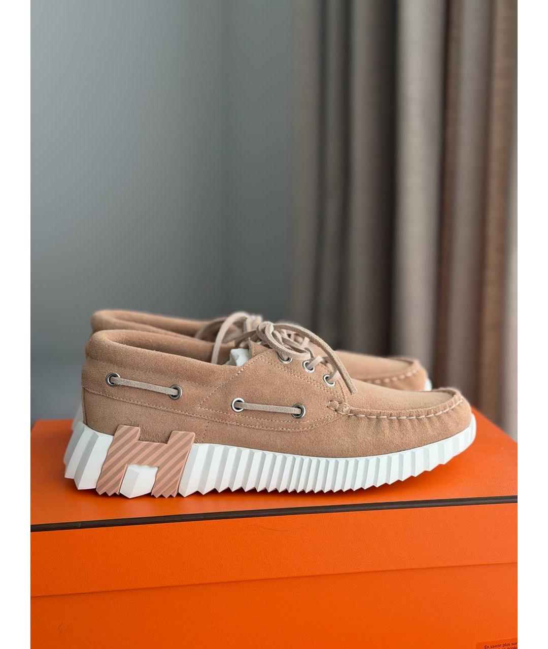 HERMES Бежевые замшевые мокасины, фото 2