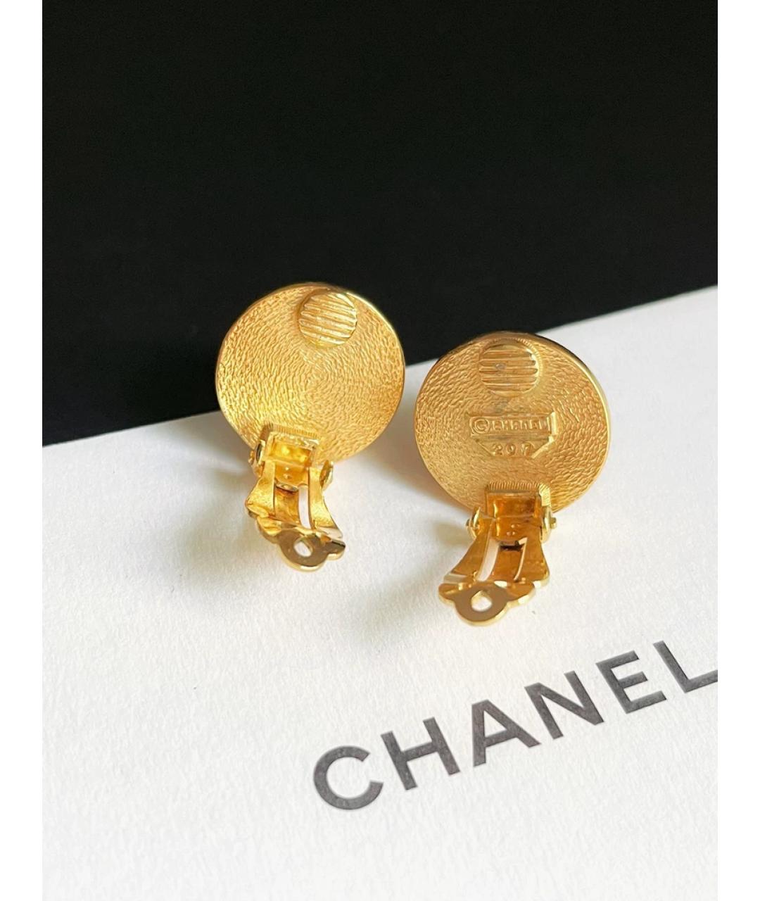 CHANEL Золотые металлические клипсы, фото 3