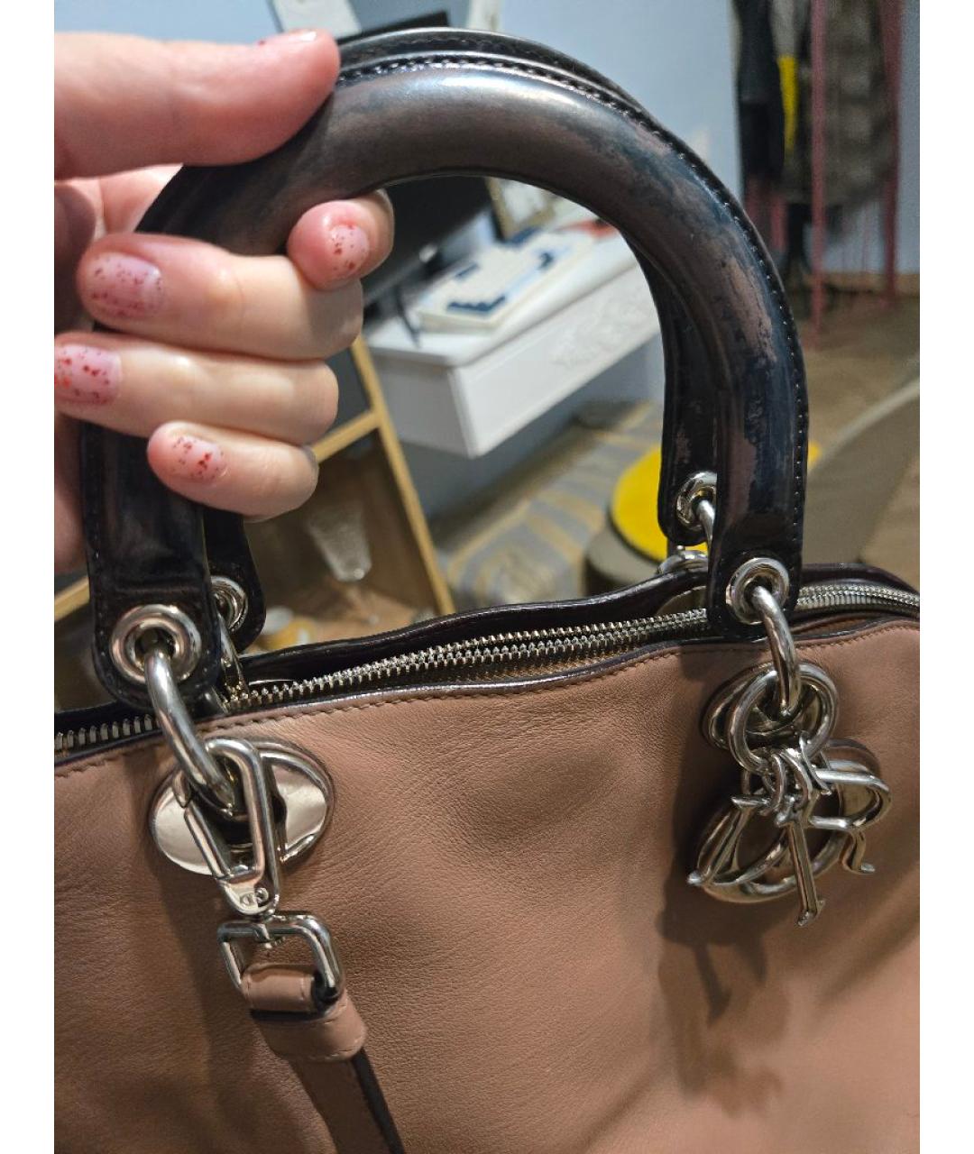 CHRISTIAN DIOR Коричневая кожаная сумка с короткими ручками, фото 3