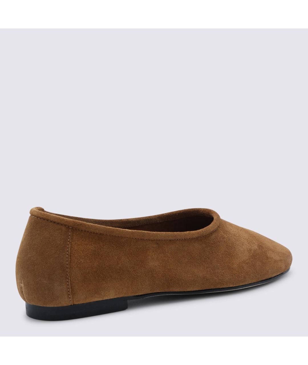 BY FAR Коричневые замшевые балетки, фото 3
