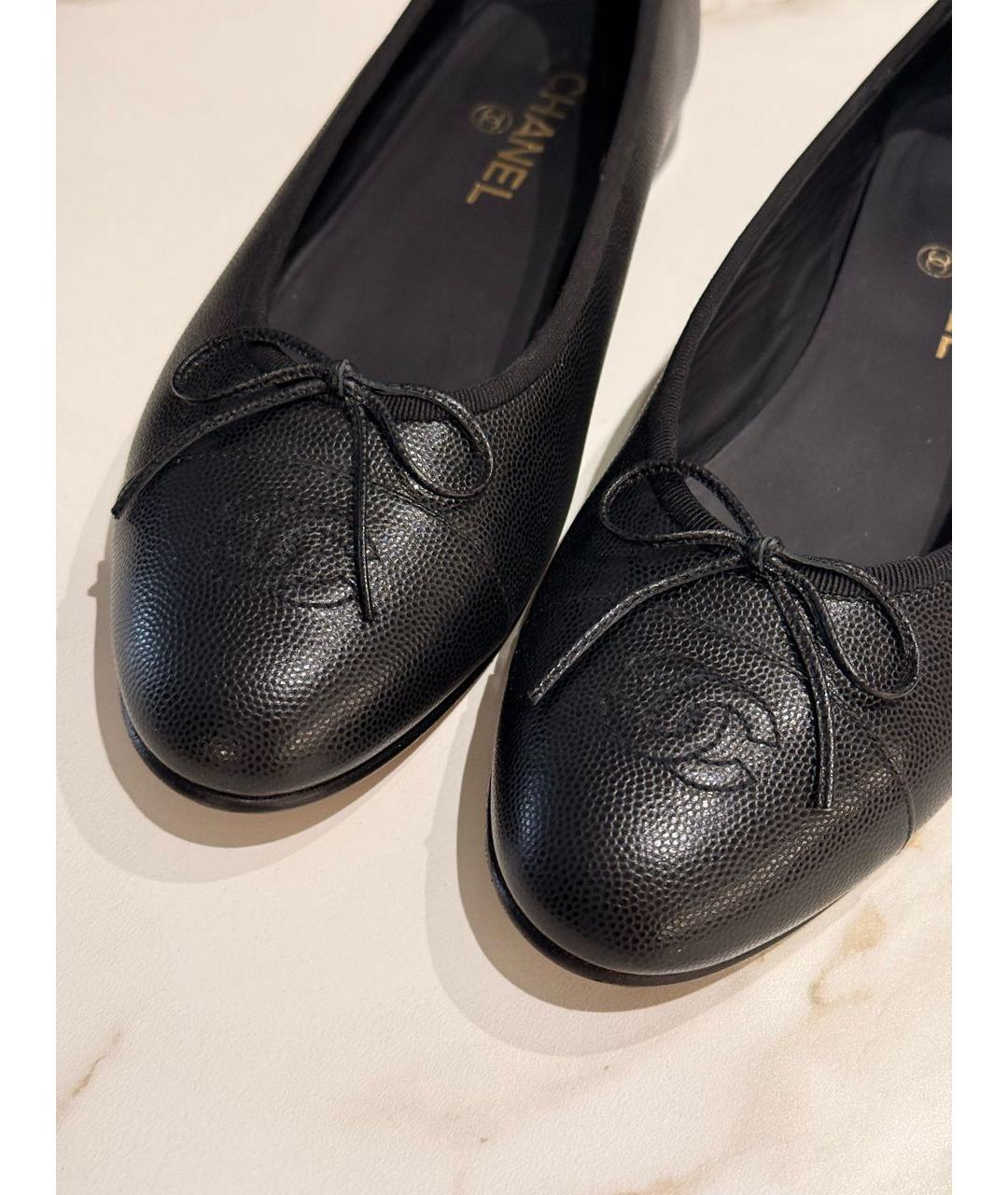 CHANEL Черные кожаные балетки, фото 2