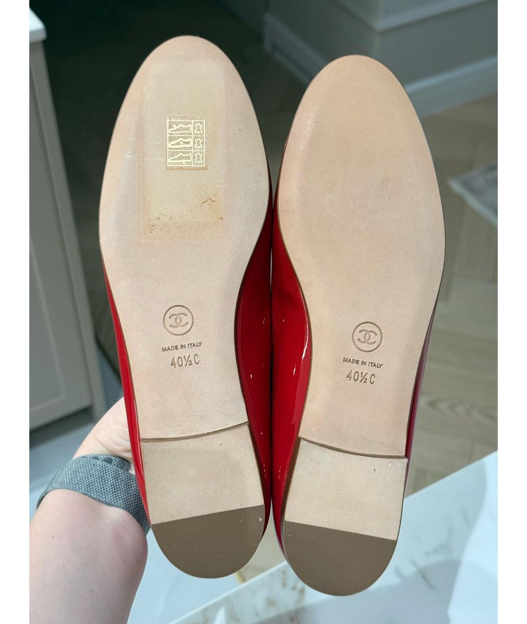 CHANEL Красные балетки из лакированной кожи, фото 7