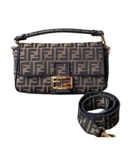 FENDI Сумка через плечо