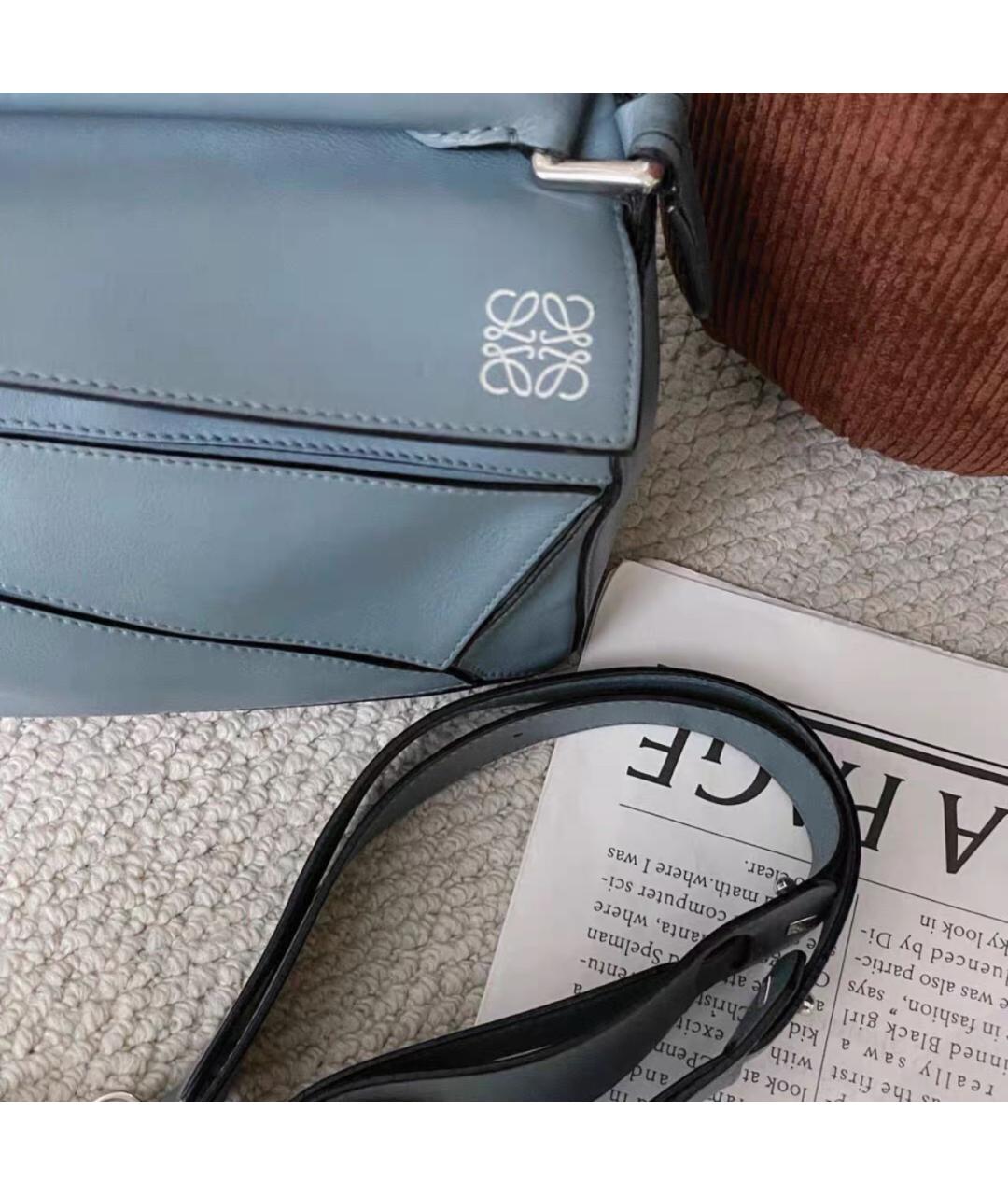 LOEWE Голубая кожаная сумка с короткими ручками, фото 2