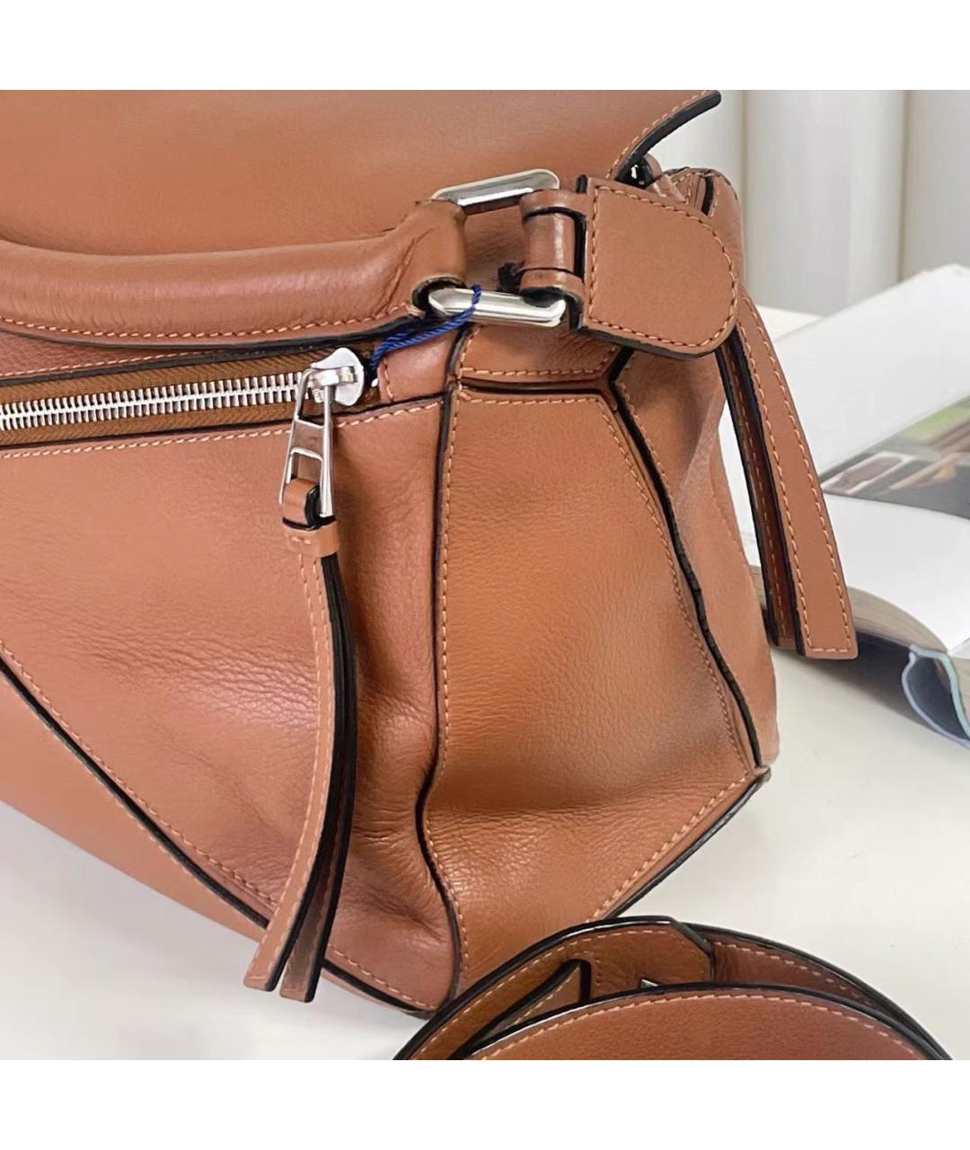 LOEWE Коричневая кожаная сумка с короткими ручками, фото 8