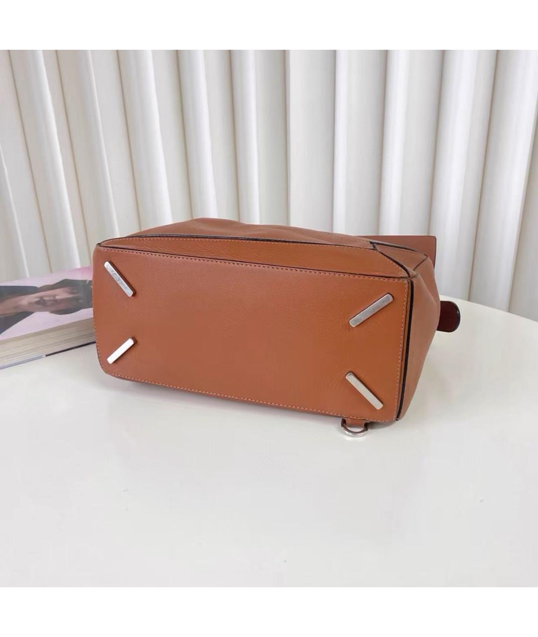 LOEWE Коричневая кожаная сумка с короткими ручками, фото 3