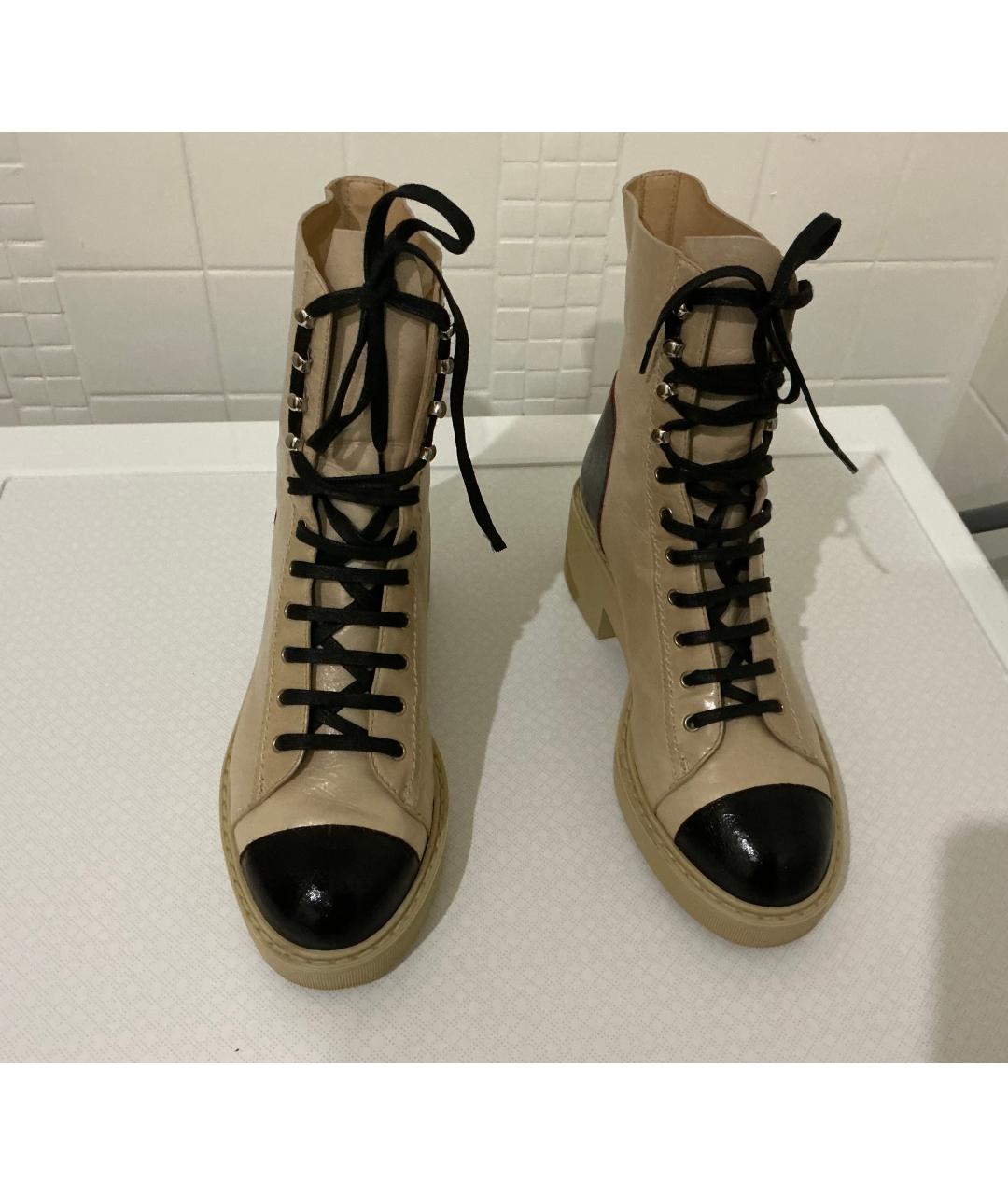 CHANEL Бежевые кожаные ботинки, фото 2