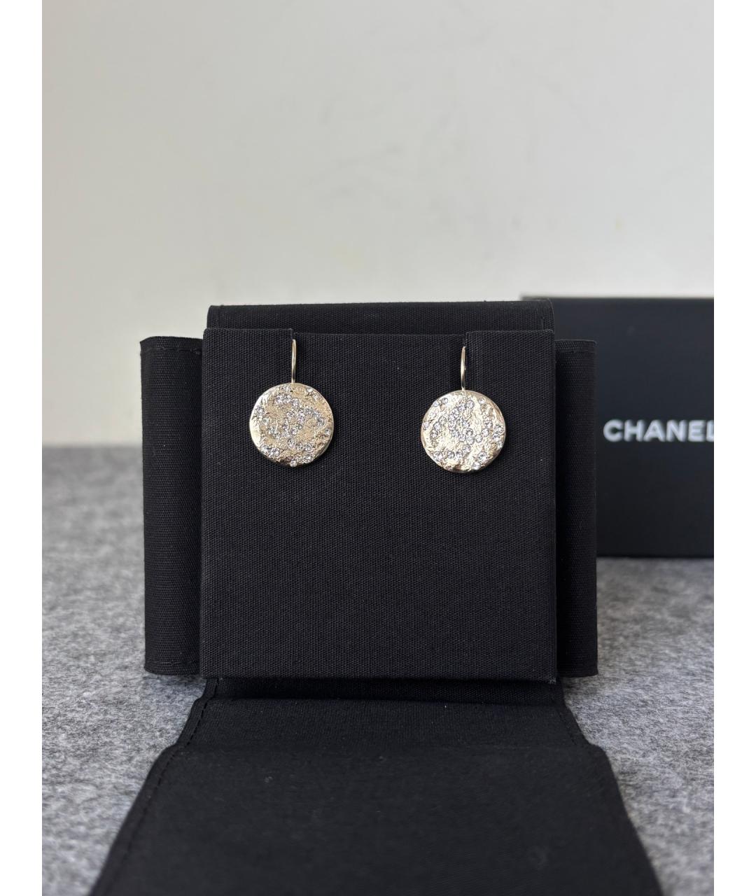 CHANEL Золотые металлические серьги, фото 10