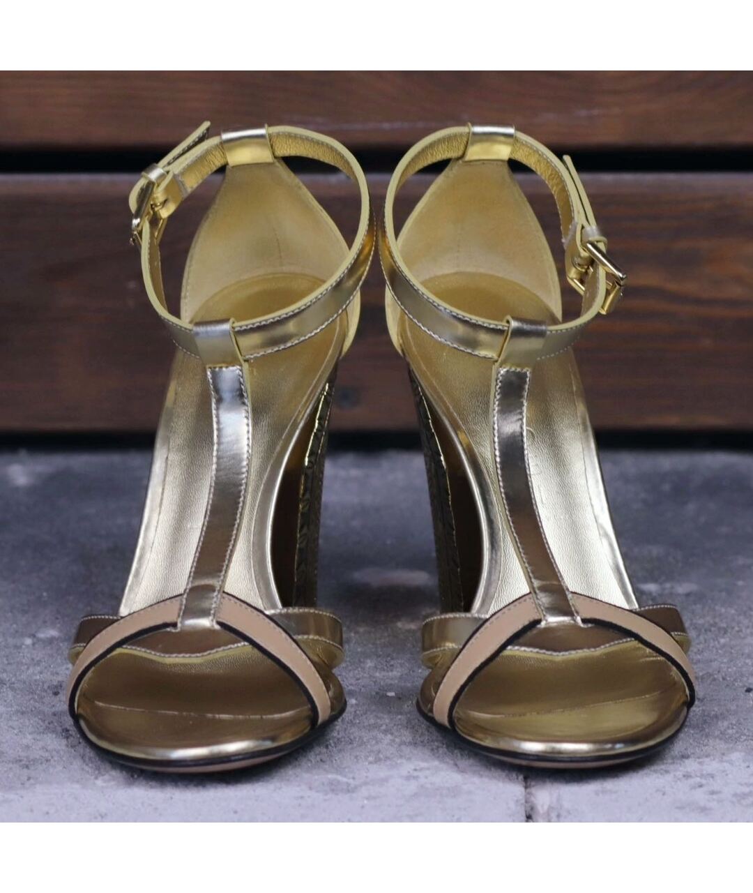 CASADEI Золотые кожаные босоножки, фото 2