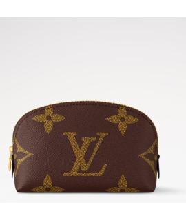 LOUIS VUITTON Косметичка