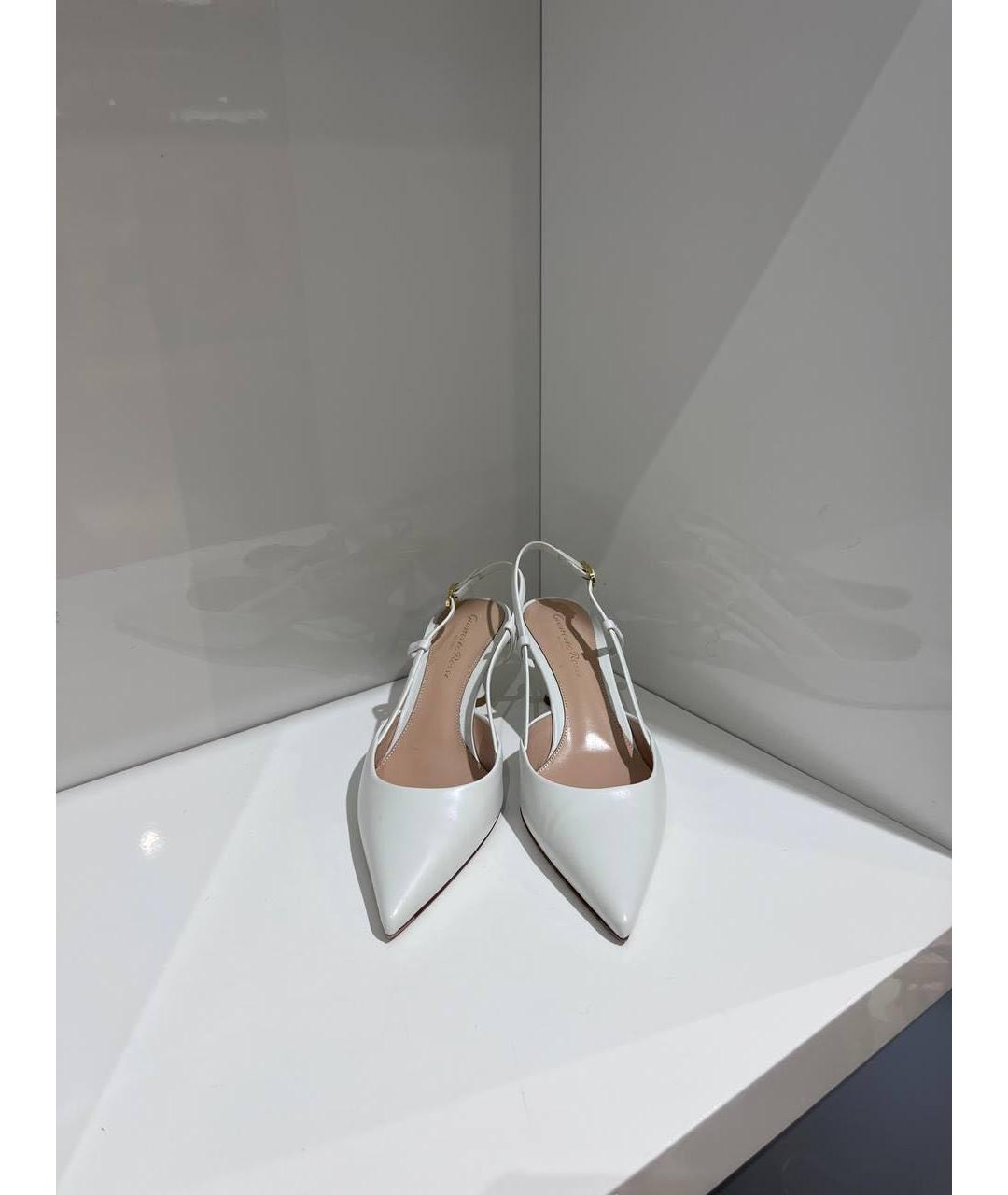 GIANVITO ROSSI Белые кожаные босоножки, фото 2