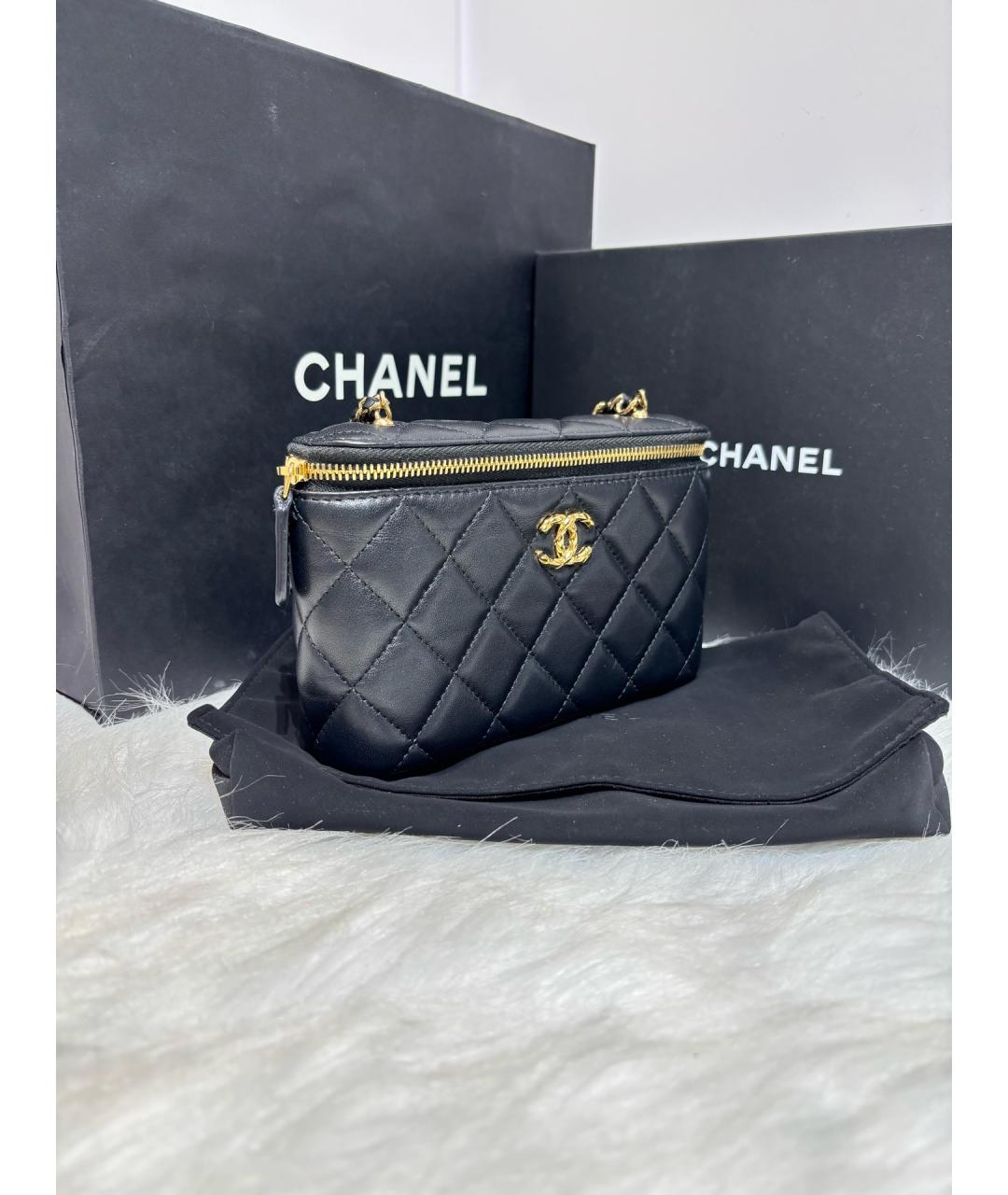 CHANEL Черная кожаная сумка через плечо, фото 3