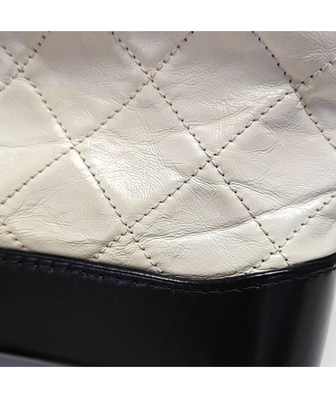 CHANEL Белая кожаная сумка через плечо, фото 5
