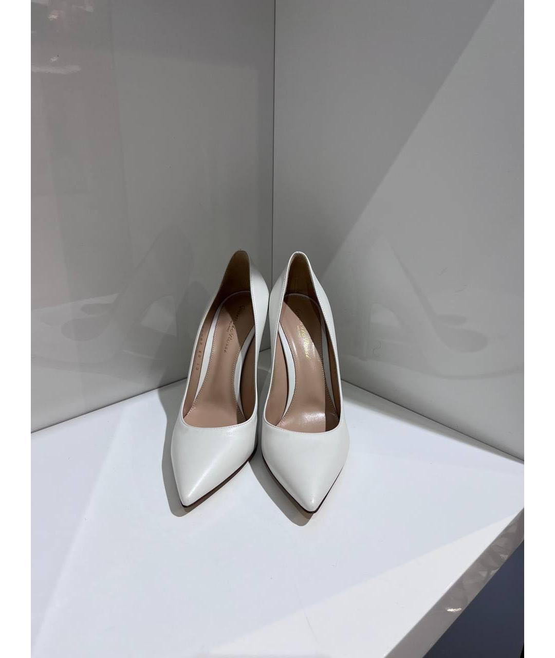 GIANVITO ROSSI Белые кожаные туфли, фото 3