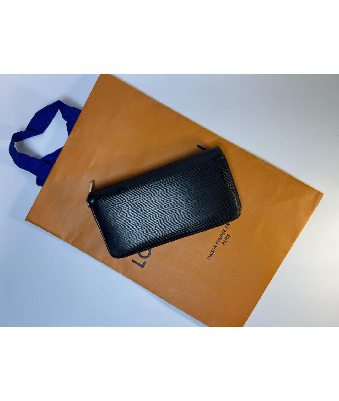 LOUIS VUITTON Черный кожаный кошелек, фото 2
