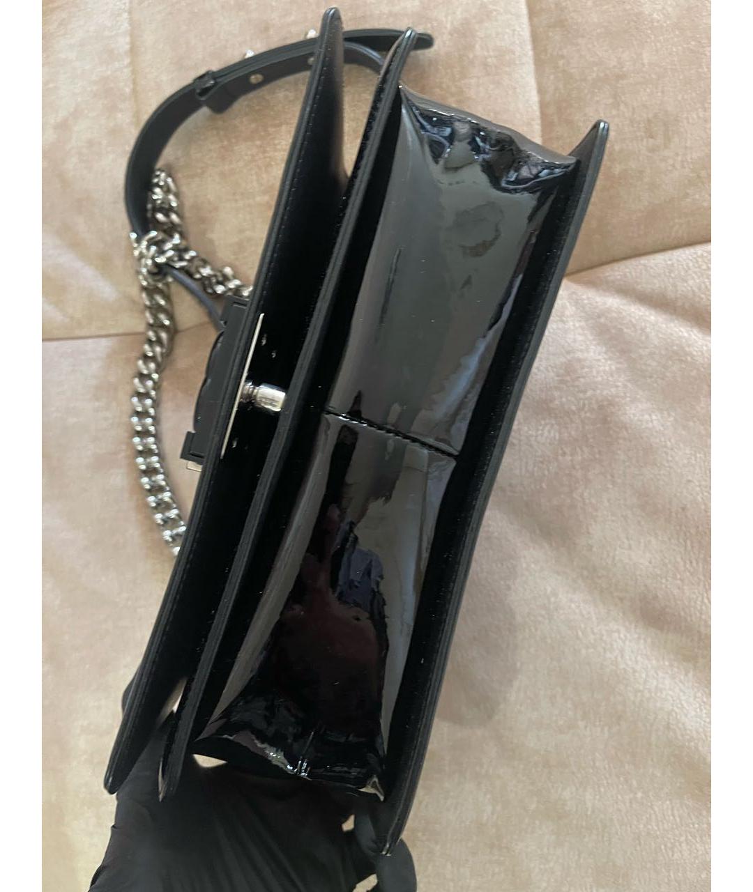 CHANEL Черная сумка через плечо из лакированной кожи, фото 5