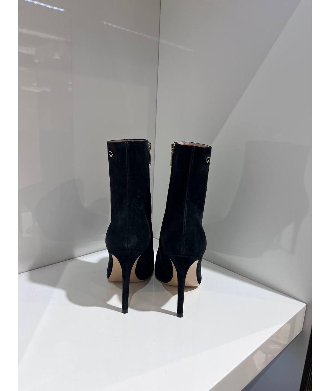 GIANVITO ROSSI Черные замшевые ботильоны, фото 4