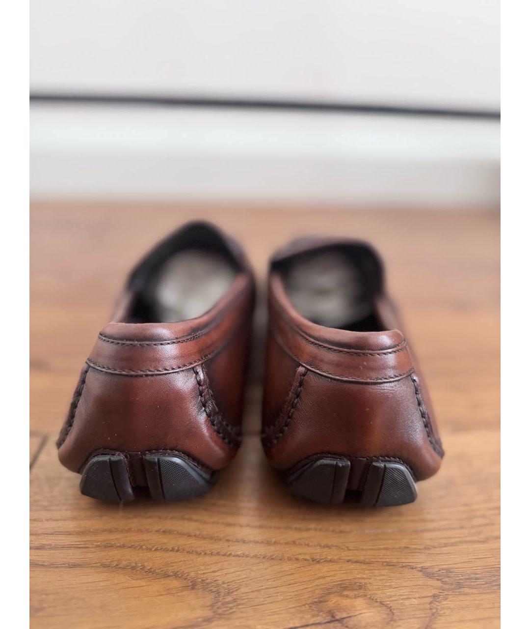 FERRAGAMO Коричневые кожаные мокасины, фото 4