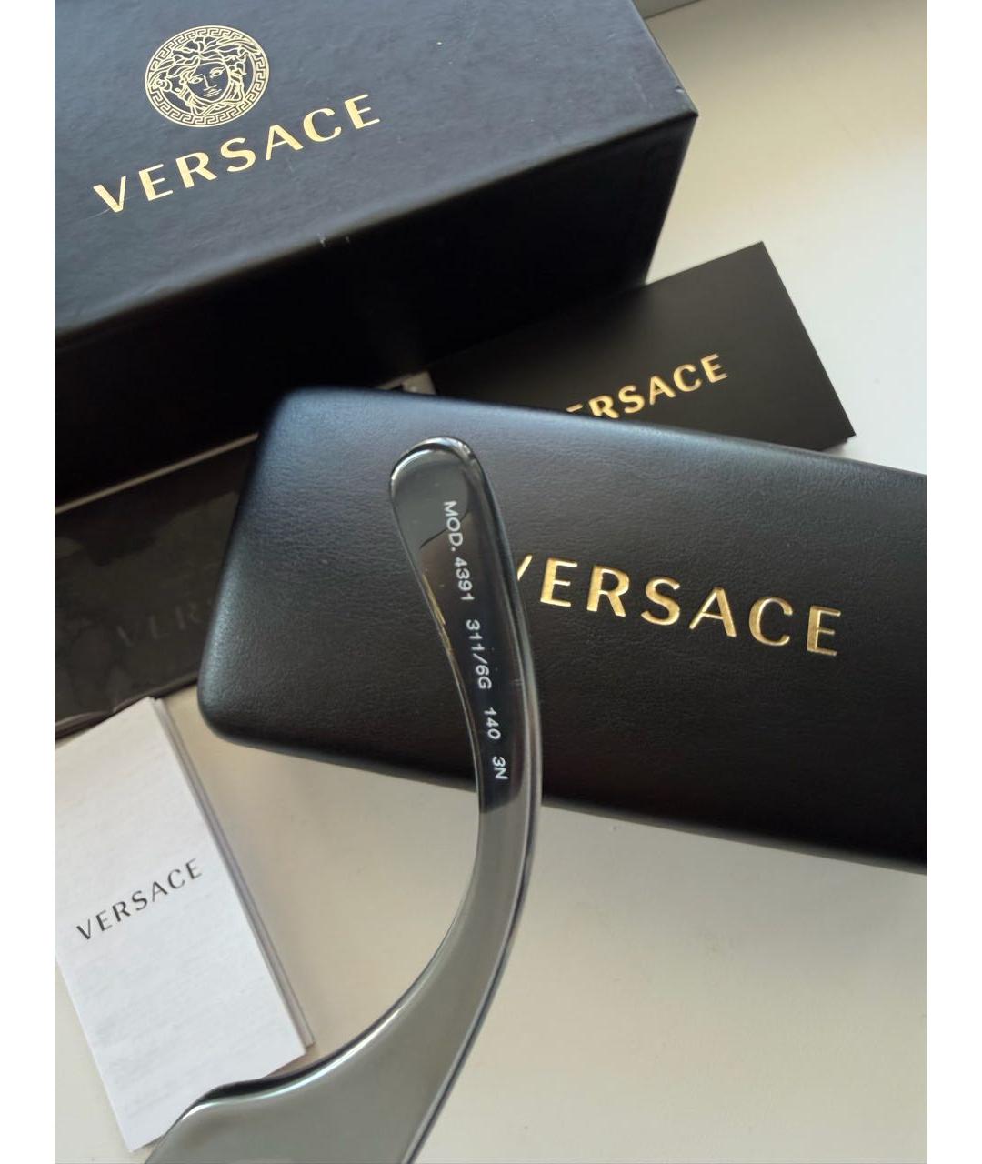 VERSACE Антрацитовые пластиковые солнцезащитные очки, фото 8